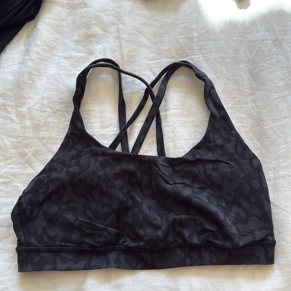 Lululemon Energy Bra - Size 8